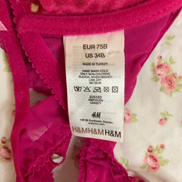 Coquette Y2K Pink Bra - Picture 4 of 4